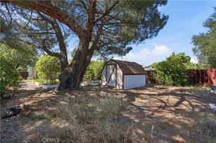 1740 Westfield Rd, Paso Robles, CA 93446 - Photo 16