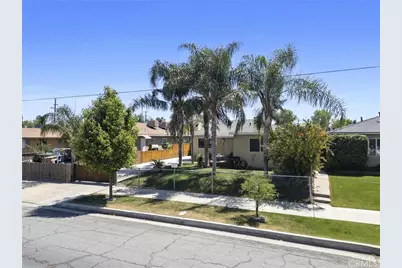 2417 Chester Lane, Bakersfield, CA 93304 - Photo 4