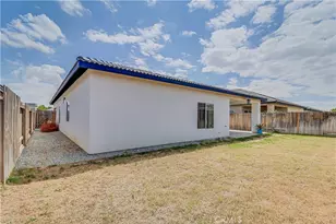 8400 Jean Anne St, Bakersfield, CA 93314 - Photo 32