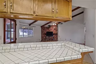 2065 Jenkins, Bakersfield, CA 93314 - Photo 18