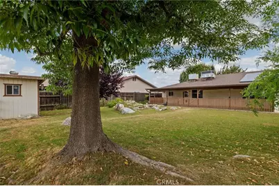 2065 Jenkins, Bakersfield, CA 93314 - Photo 48