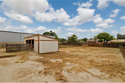 2065 Jenkins, Bakersfield, CA 93314 - Photo 56