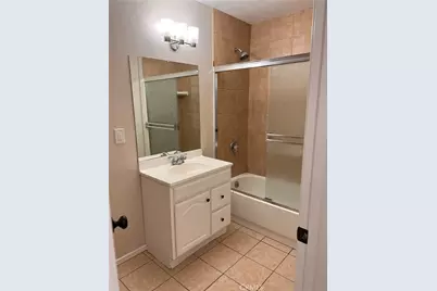 3136 W Austin Way, Fresno, CA 93722 - Photo 12