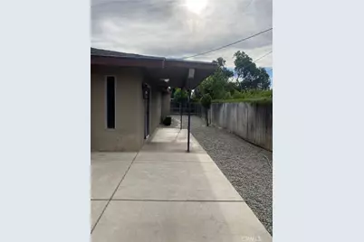3136 W Austin Way, Fresno, CA 93722 - Photo 48