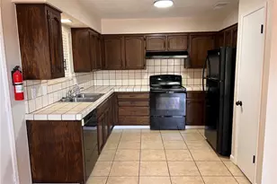 3136 W Austin Way, Fresno, CA 93722 - Photo 4
