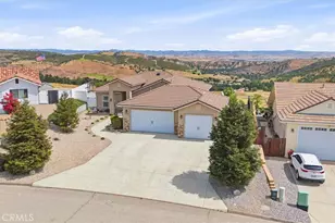 3180 Lakeside Village, Paso Robles, CA 93446 - Photo 12