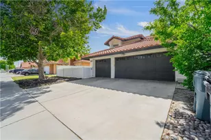 43903 5th, Lancaster, CA 93535 - Photo 2