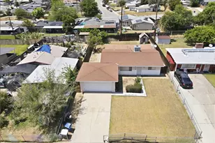 2540 Lynwood, Bakersfield, CA 93306 - Photo 26