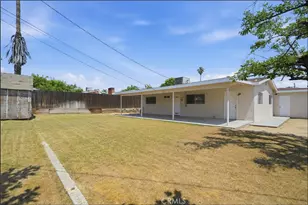 2540 Lynwood, Bakersfield, CA 93306 - Photo 24