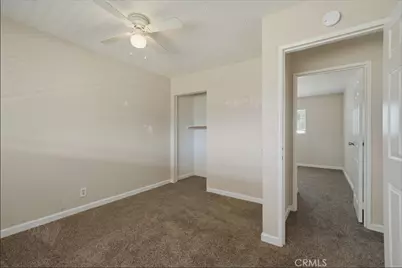 2540 Lynwood, Bakersfield, CA 93306 - Photo 20