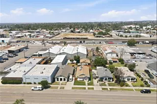 410 E 21st, Bakersfield, CA 93305 - Photo 10