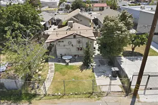 410 E 21st, Bakersfield, CA 93305 - Photo 6