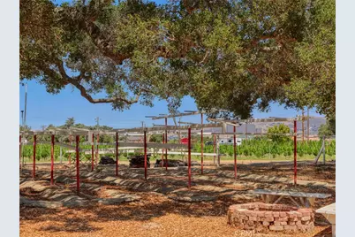 584 S Oakglen, Nipomo, CA 93444 - Photo 8