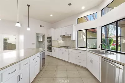 7313 Calle Los Manzanos, Bakersfield, CA 93309 - Photo 26