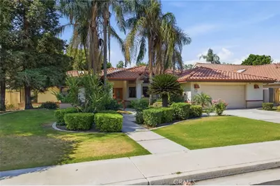 7313 Calle Los Manzanos, Bakersfield, CA 93309 - Photo 2