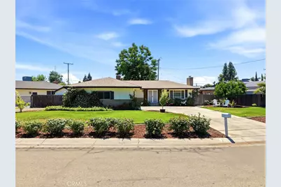 2709 W Royal Oaks, Visalia, CA 93277 - Photo 1