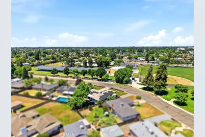 2709 W Royal Oaks, Visalia, CA 93277 - Photo 42