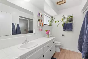 2709 W Royal Oaks, Visalia, CA 93277 - Photo 34