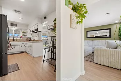 2709 W Royal Oaks, Visalia, CA 93277 - Photo 12