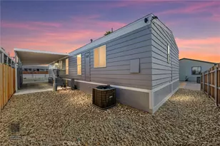 152 Torrey Pine Ln, Bakersfield, CA 93308 - Photo 2