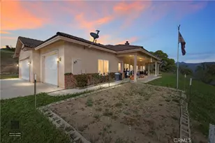 434 Bella Posta Dr, Bakersfield, CA 93308 - Photo 2