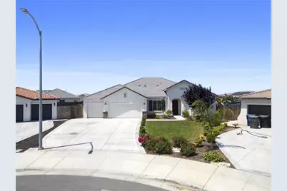 719 Winooski Court, Bakersfield, CA 93314 - Photo 4
