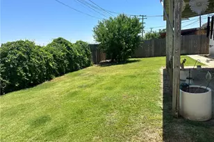 2900 Dore, Bakersfield, CA 93304 - Photo 4