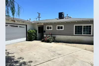 2900 Dore, Bakersfield, CA 93304 - Photo 2