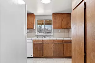 302 W C, Tehachapi, CA 93561 - Photo 10