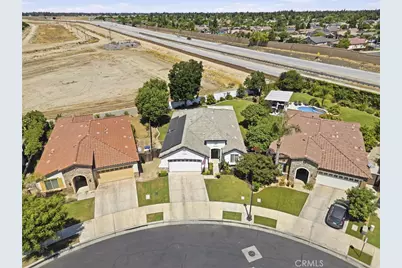 419 Bloomfield, Bakersfield, CA 93312 - Photo 6