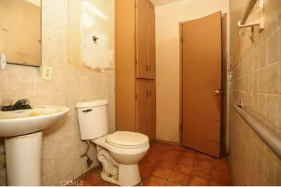 7913 Jay, Lamont, CA 93241 - Photo 14