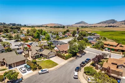 833 Escuela Court, San Luis Obispo, CA 93405 - Photo 2
