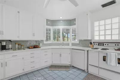 227 El Cerrito, Bakersfield, CA 93305 - Photo 32