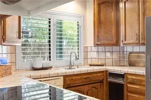 7204 Lacoste Ln, Bakersfield, CA 93309 - Photo 12