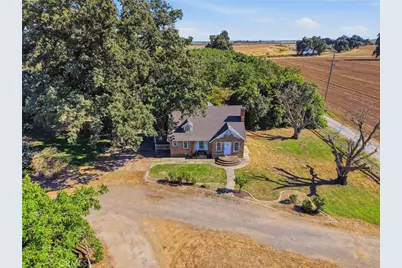 21530 Tiburico Avenue, Laton, CA 93242 - Photo 6