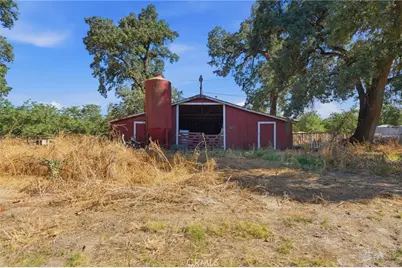 21530 Tiburico Avenue, Laton, CA 93242 - Photo 60
