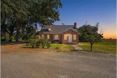 21530 Tiburico Avenue, Laton, CA 93242 - Photo 2