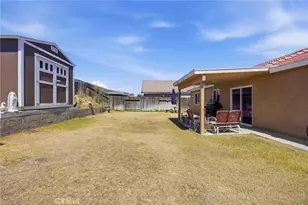 128 W Pilot, Bakersfield, CA 93308 - Photo 28
