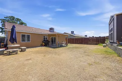 128 W Pilot, Bakersfield, CA 93308 - Photo 26