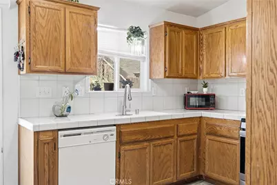 128 W Pilot, Bakersfield, CA 93308 - Photo 12