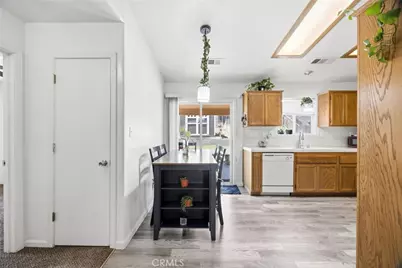 128 W Pilot, Bakersfield, CA 93308 - Photo 8