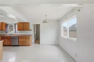 228 S 1st Pl, Lompoc, CA 93436 - Photo 4
