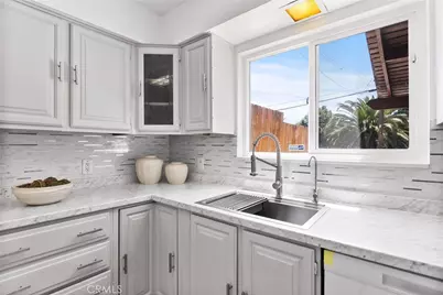 1769 Burton Way, Bakersfield, CA 93306 - Photo 10