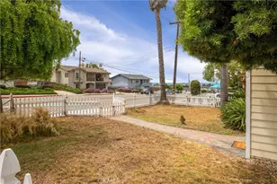 581 Newport, Grover Beach, CA 93433 - Photo 28