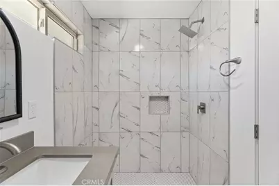 1014 E Casa Loma, Bakersfield, CA 93307 - Photo 16