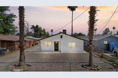 1014 E Casa Loma, Bakersfield, CA 93307 - Photo 1