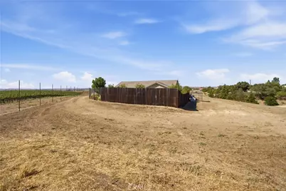 8020 Baron, Paso Robles, CA 93446 - Photo 10