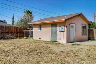1418 Rosalia, Bakersfield, CA 93304 - Photo 6
