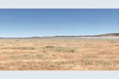 8 Kern River Canal Road, Buttonwillow, CA 93206 - Photo 2