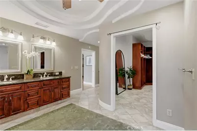 1203 N Tommy Court, Visalia, CA 93291 - Photo 46